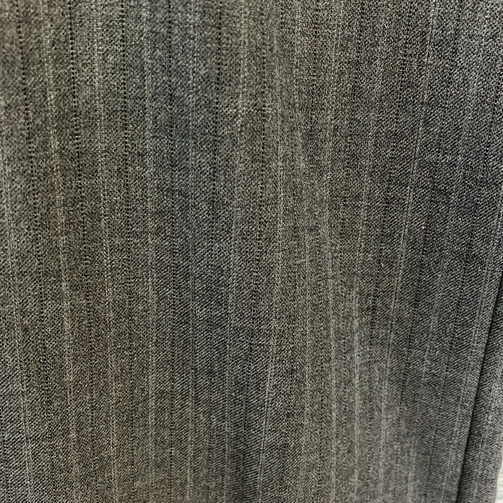 Tailored Confidence – Apt. 9 Charcoal Pinstripe Dress Pants Size 14 (775) - Picture 4 of 5